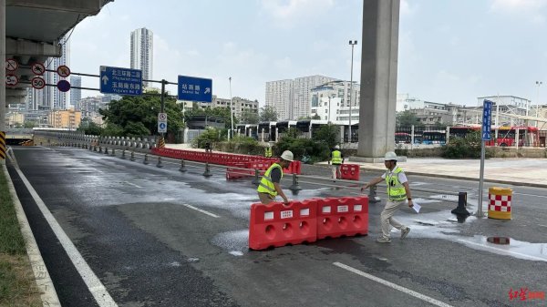 配资界网 商贸大道下穿隧道通车了！荷花池“直通”五块石→